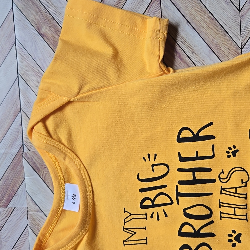 My Big Brother Has Paws Baby Onesie Funny Puppy Pet Lover Baby Shower Gift 6-9M - Picture 4 of 6